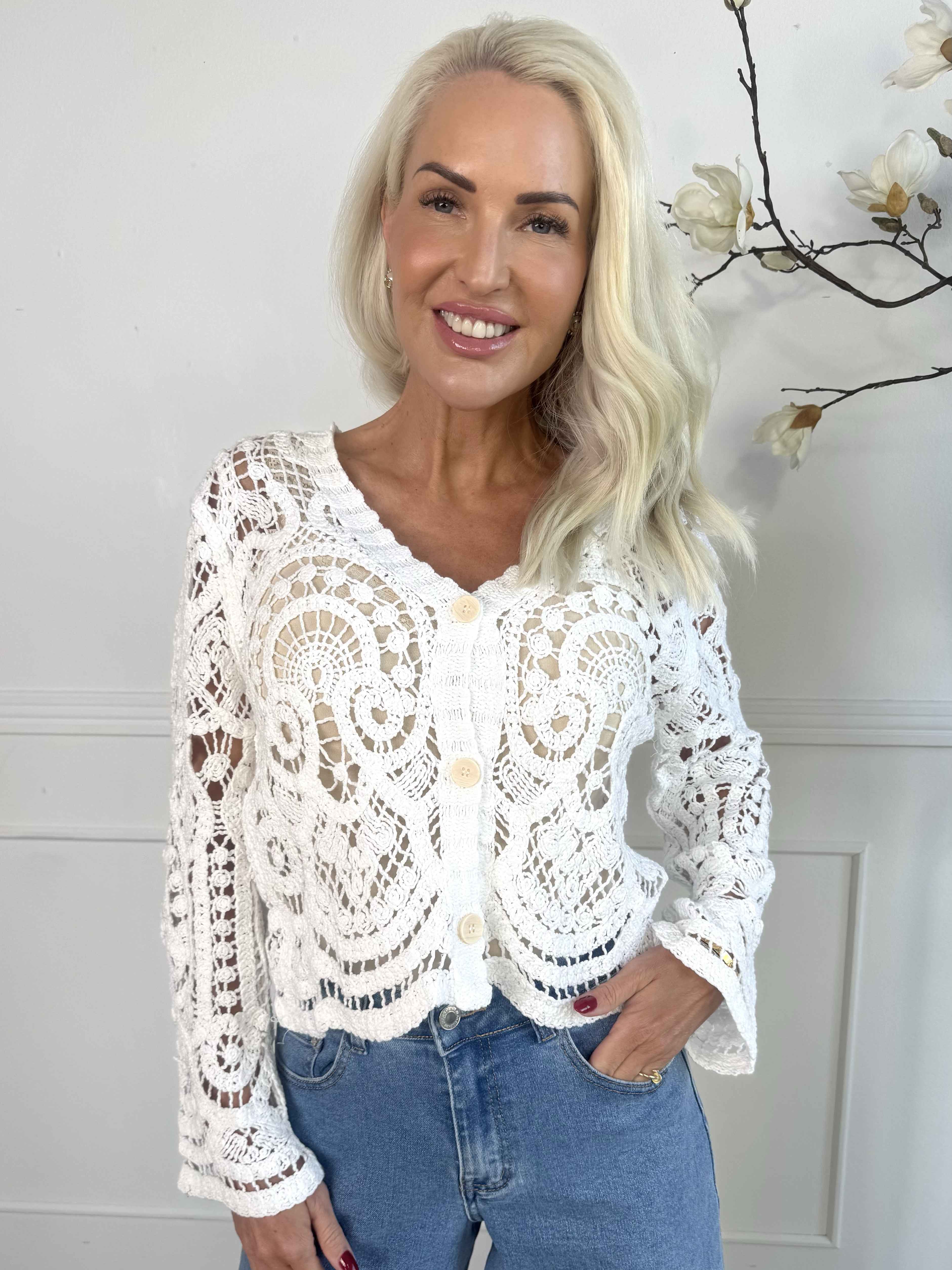 Isabella - Virkad bomullsblus med knappar